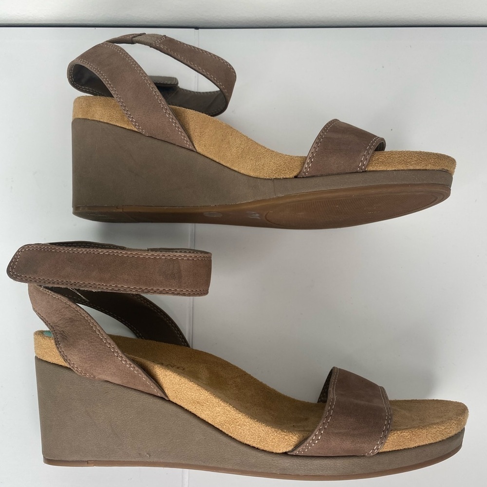 Lucky Brand NWOT or Box Women's Brown Wedge Sandals - Picture 3 of 6